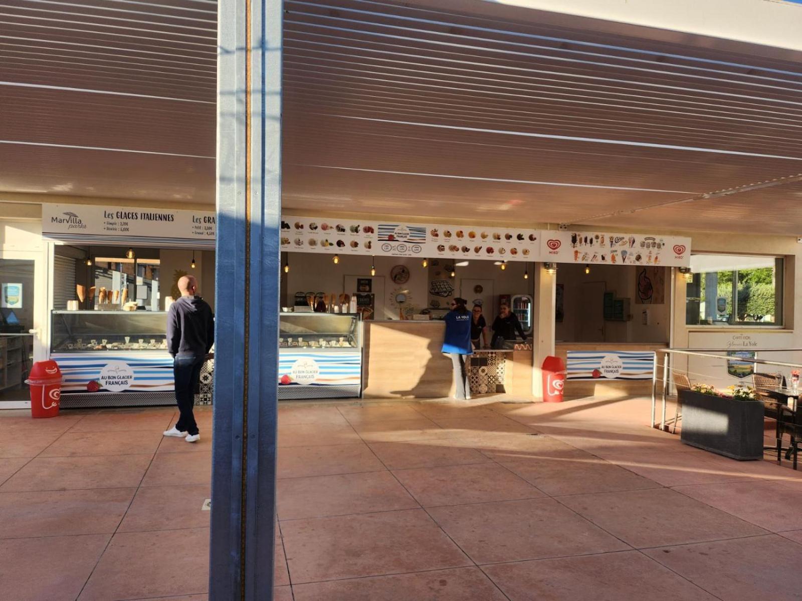 Mobilhome Lodge 3 Chambres, 500M Plage, Camp 5 Etoiles ヴァンドル エクステリア 写真